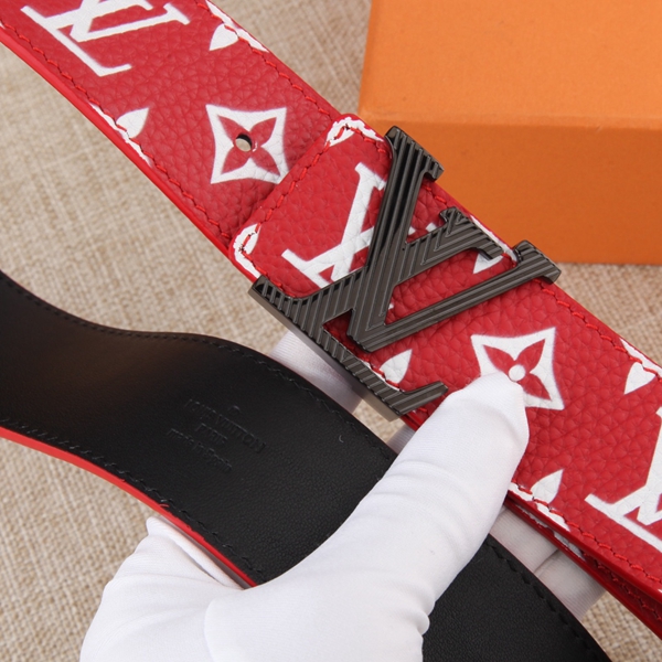 激安ルイヴィトンベルト背面デザイン